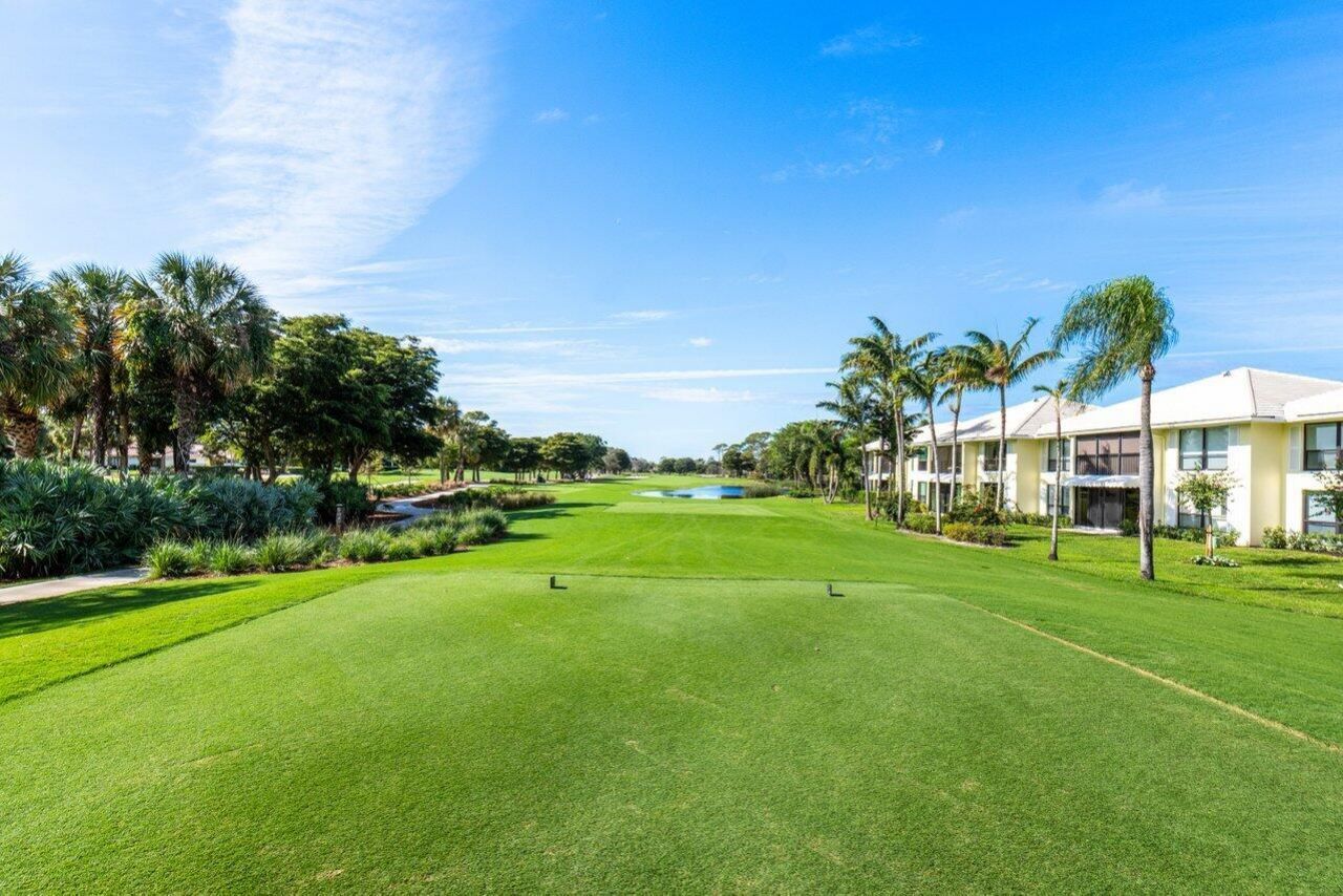 3715 Quail Ridge Drive, Unit Bobwhite B, Boynton Beach, FL 33436 Photo