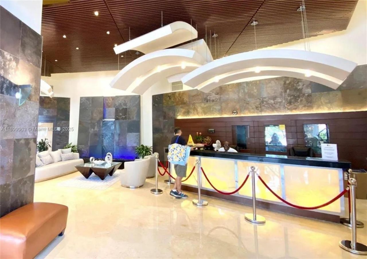 3300 NE 191st St, Unit 416, Aventura, FL 33180 Photo