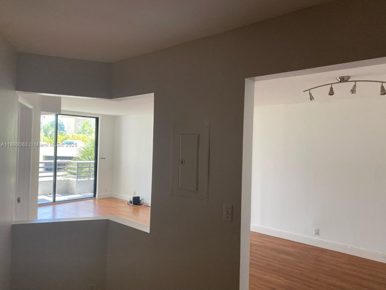 3300 NE 191st St, Unit 416, Aventura, FL 33180 Photo