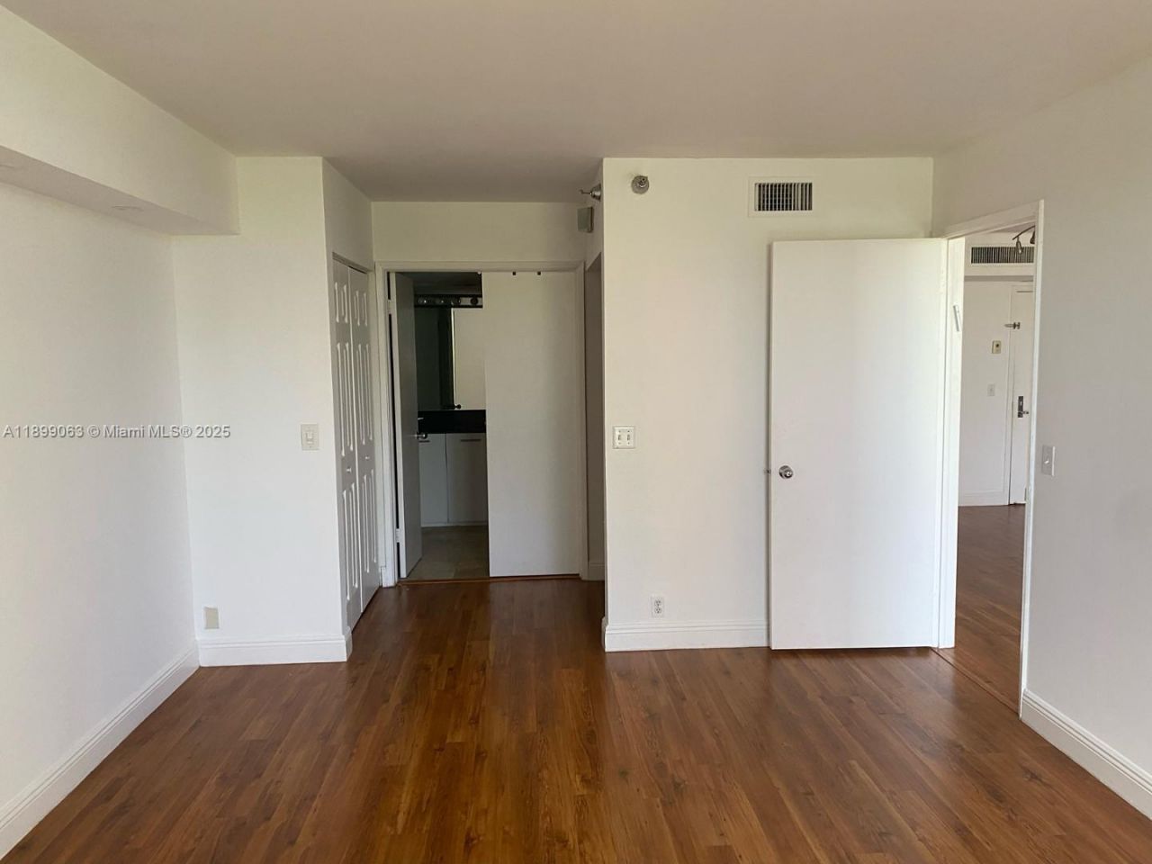 3300 NE 191st St, Unit 416, Aventura, FL 33180 Photo