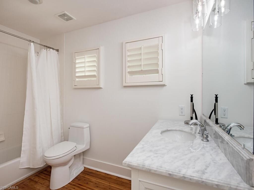 195 2nd Ave N, Naples, FL 34102 Photo