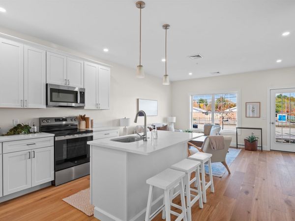 13 Suffolk Drive, Unit 8, Concord, NH 03303