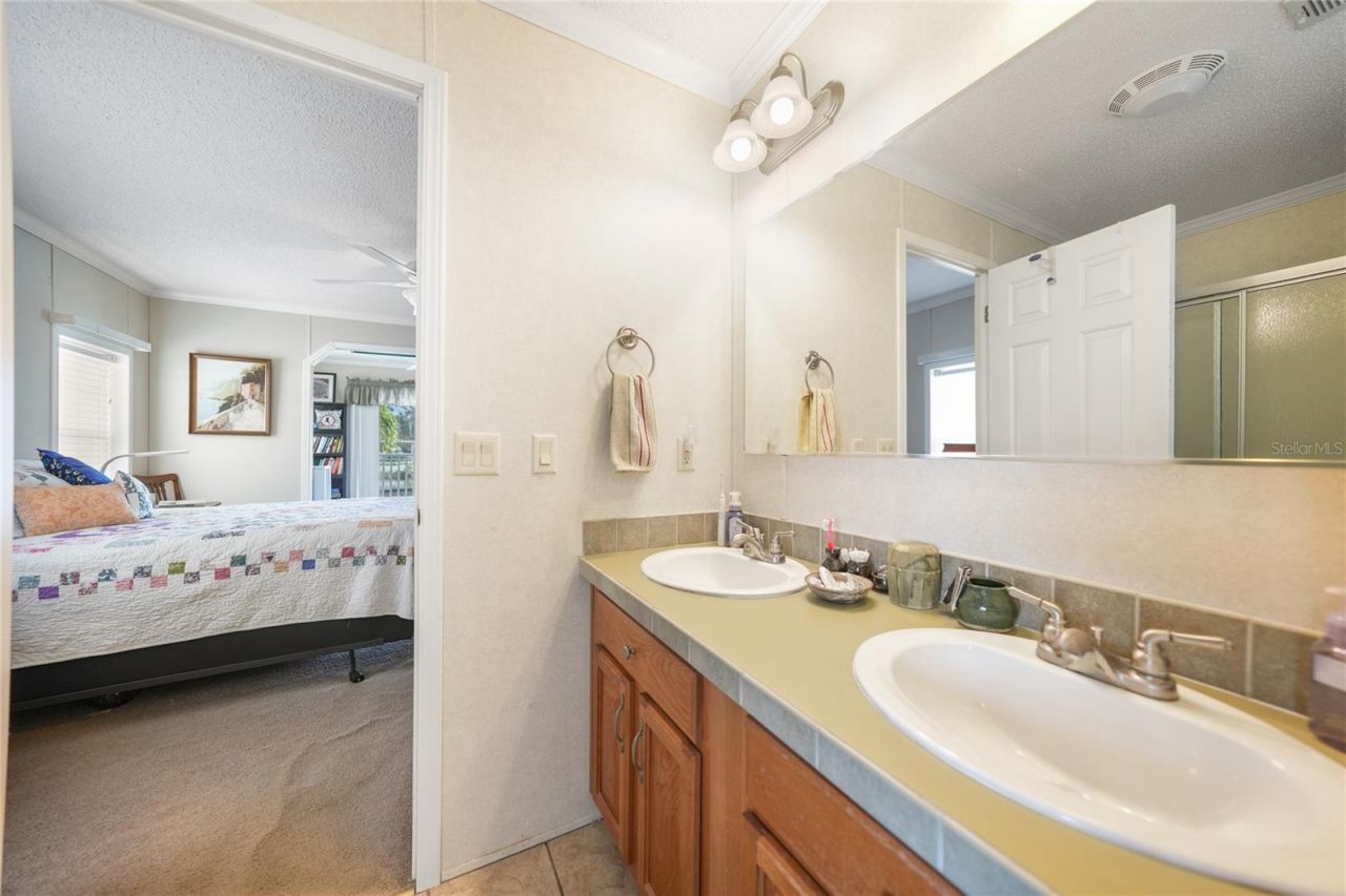 135 Lazy Lagoon Drive, Punta Gorda, FL 33982 Photo