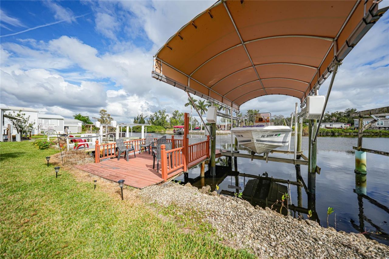 135 Lazy Lagoon Drive, Punta Gorda, FL 33982 Photo