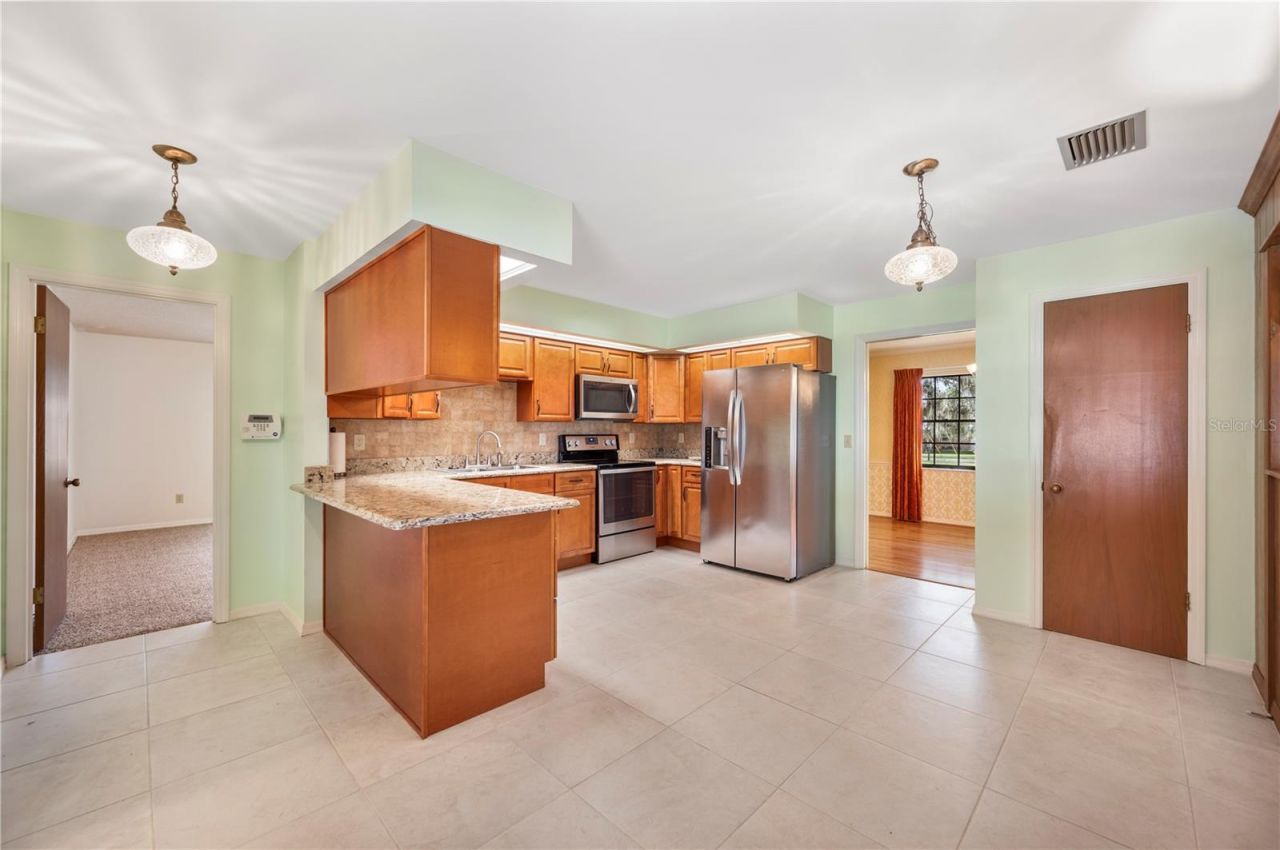 101 Lakeview Drive, Auburndale, FL 33823 Photo