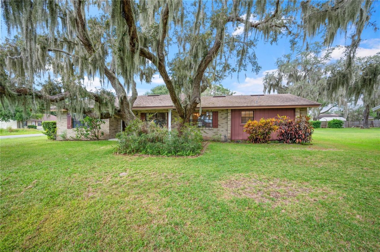 101 Lakeview Drive, Auburndale, FL 33823 Photo