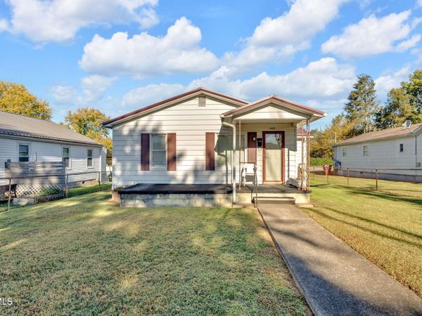1605 East Myrtle Avenue, Johnson City, TN 37601