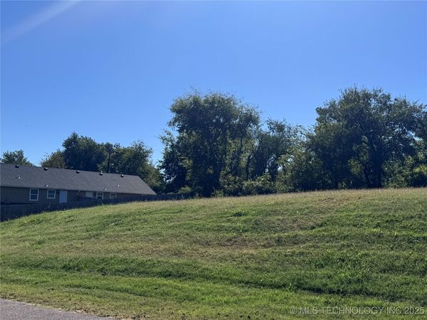 1030 N Hickory, Ada, OK 74820