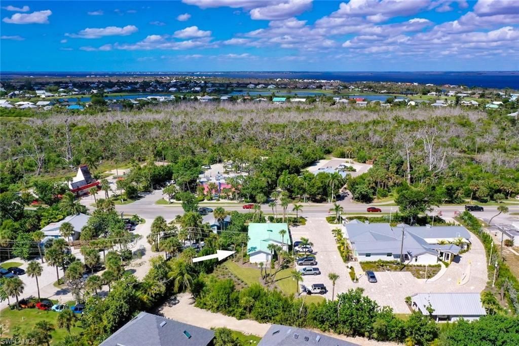 1025 Periwinkle Way, Sanibel, FL 33957 Photo
