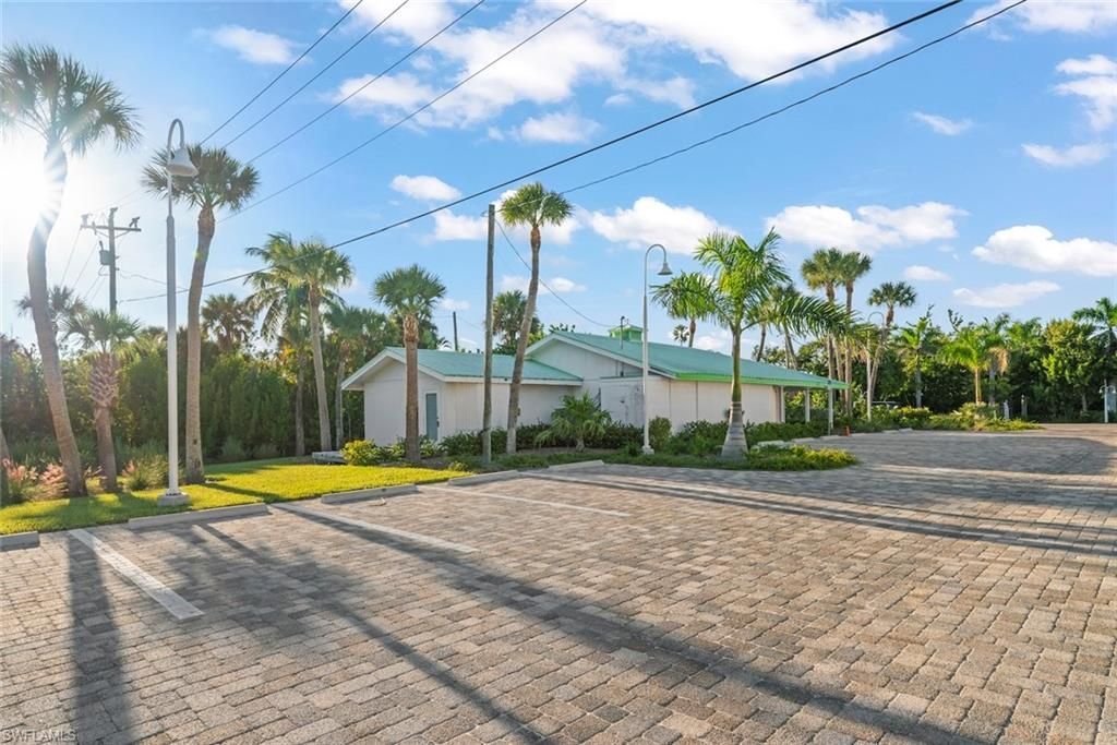 1025 Periwinkle Way, Sanibel, FL 33957 Photo
