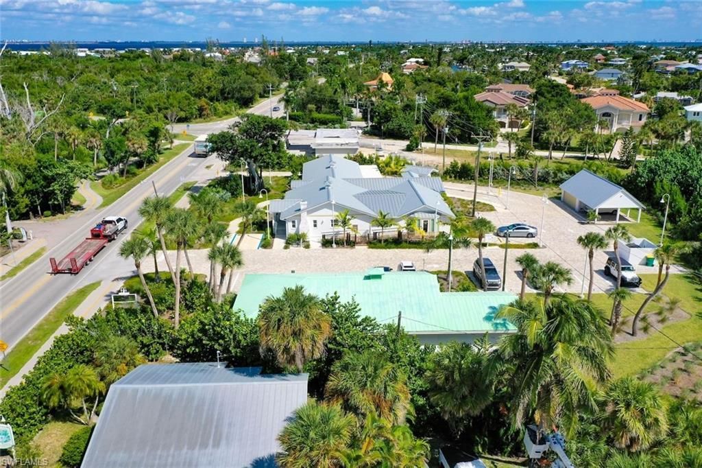 1025 Periwinkle Way, Sanibel, FL 33957 Photo