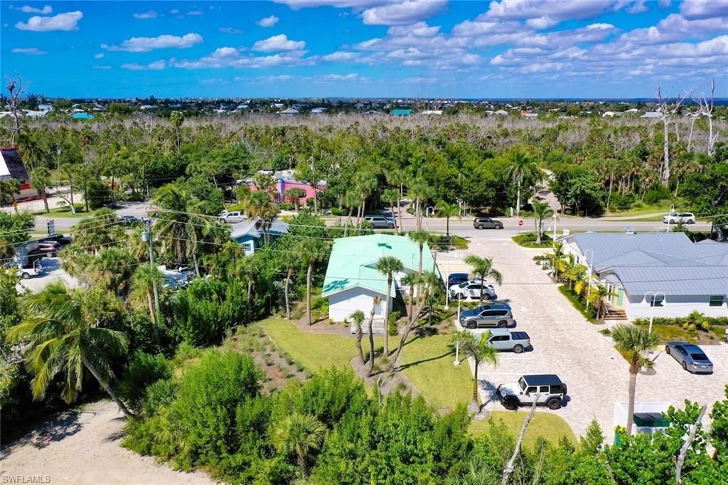 1025 Periwinkle Way, Sanibel, FL 33957 Photo