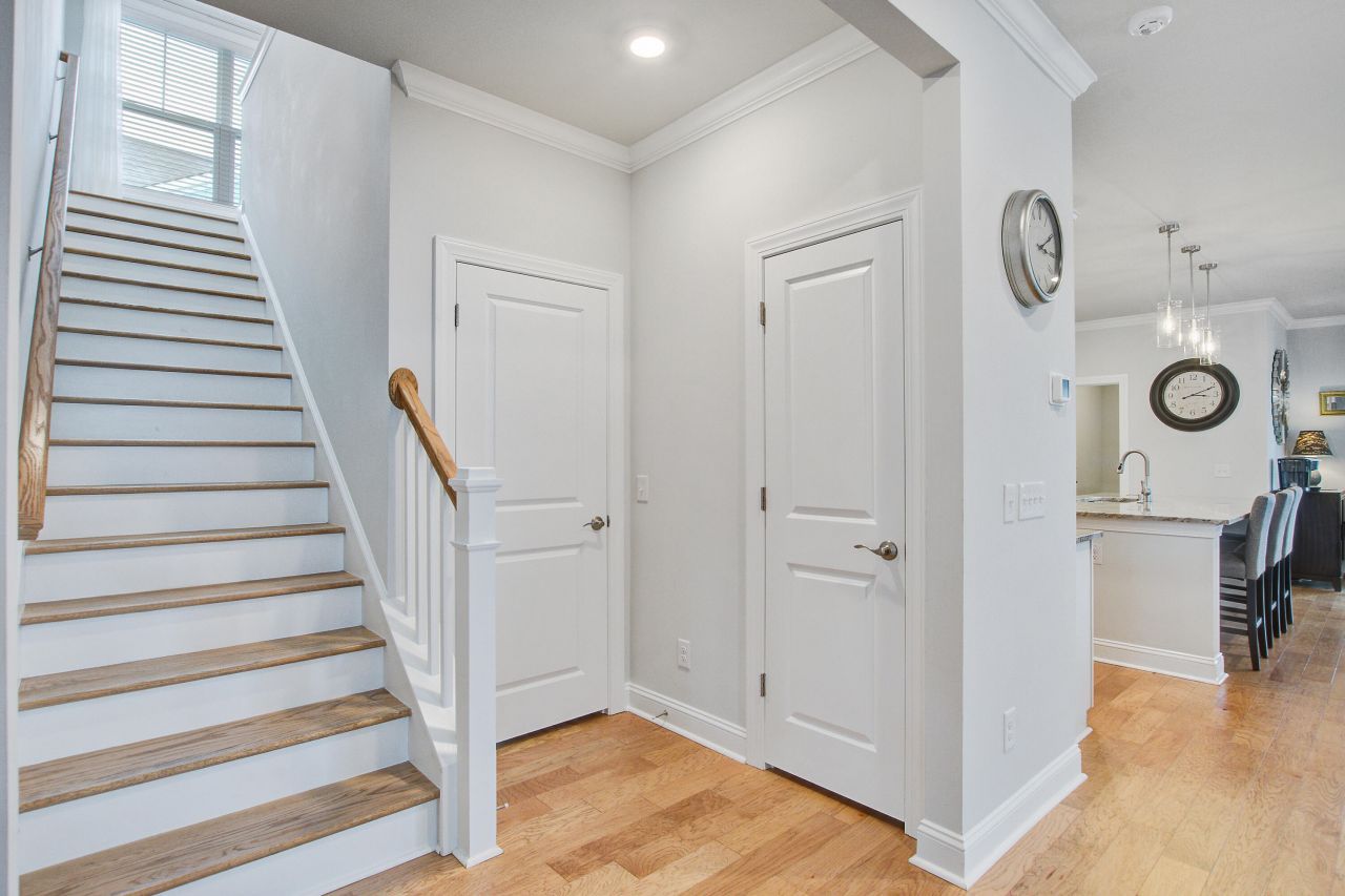 533 Fern Tree Drive Photo 27