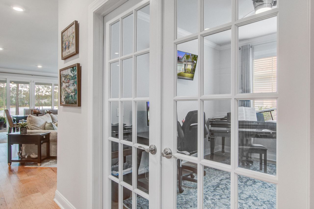 533 Fern Tree Drive Photo 4