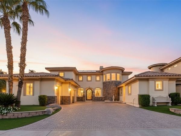 20 Grand Miramar Drive, Henderson, NV 89011