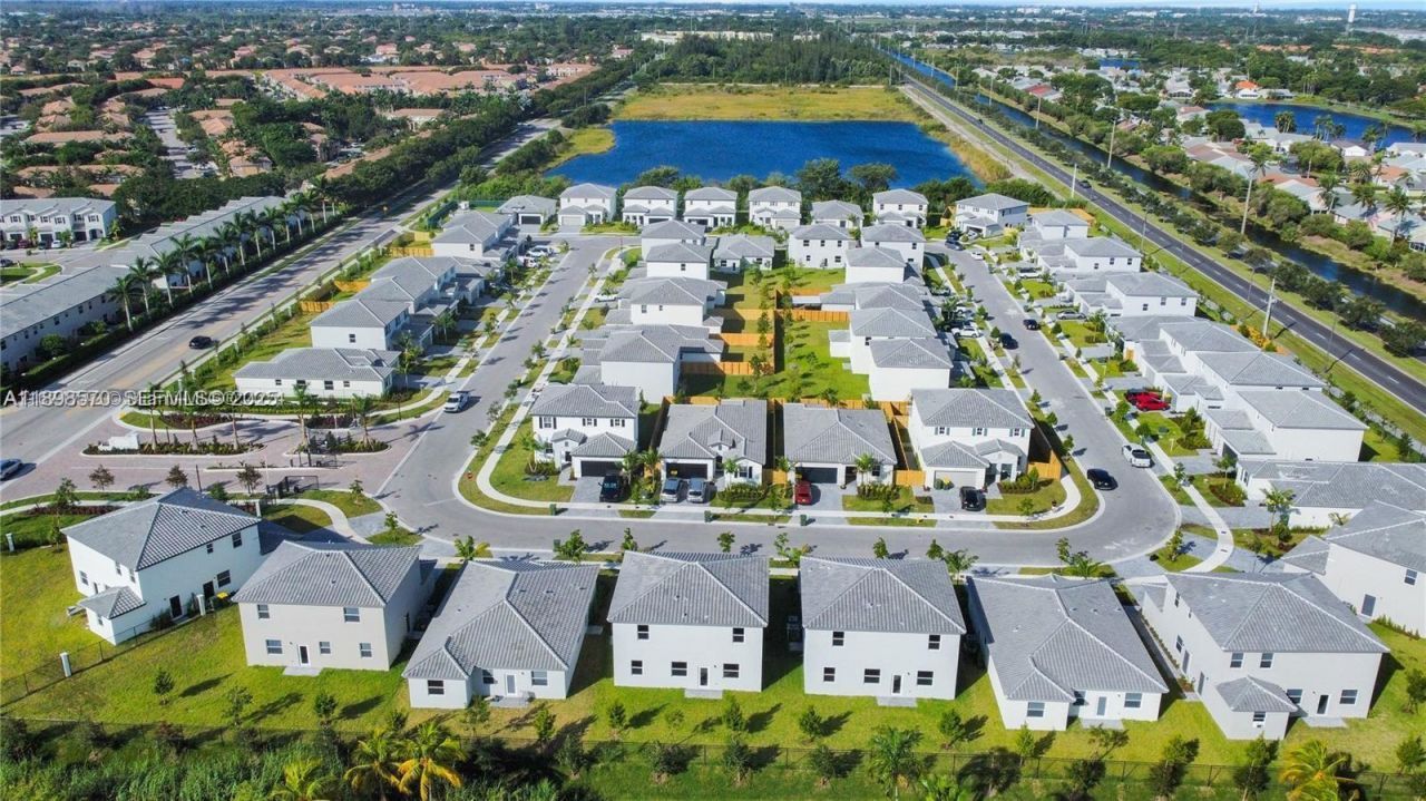 2647 SE 8 Ct, Homestead, FL 33035 Photo