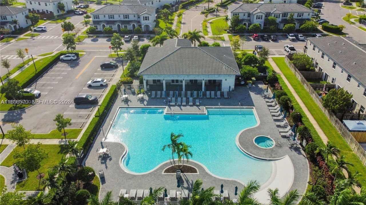 2647 SE 8 Ct, Homestead, FL 33035 Photo