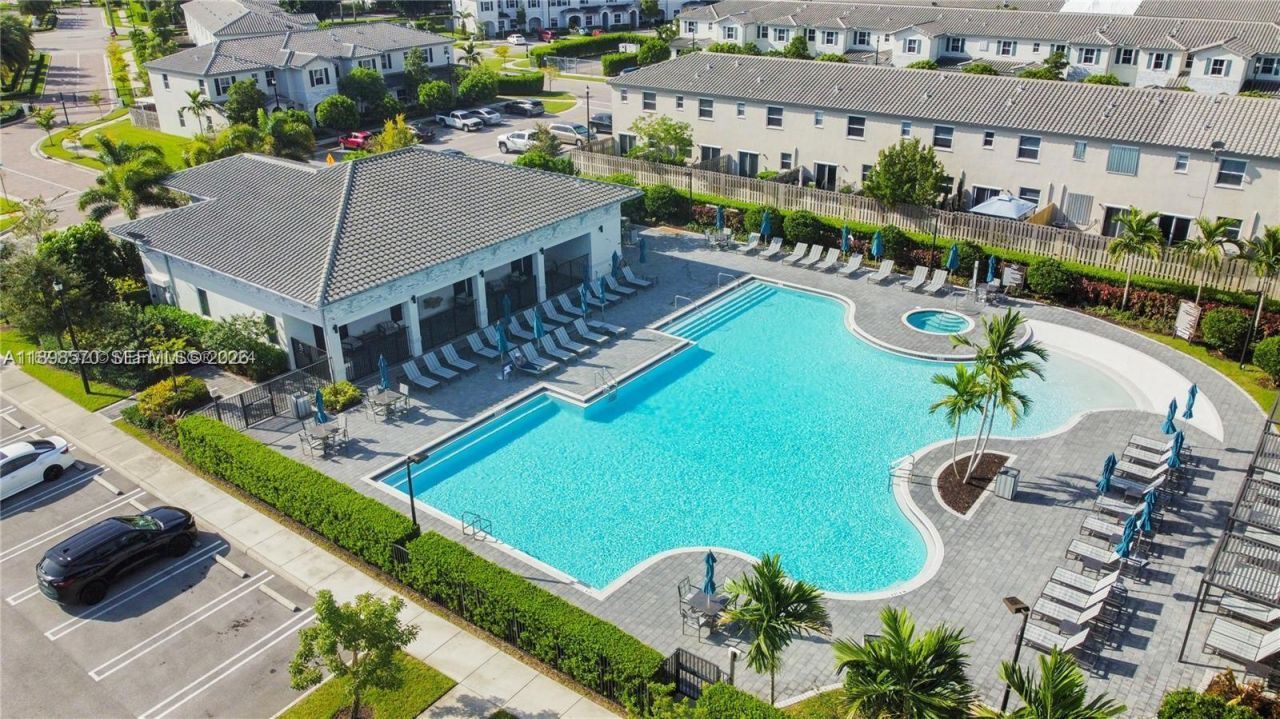 2647 SE 8 Ct, Homestead, FL 33035 Photo