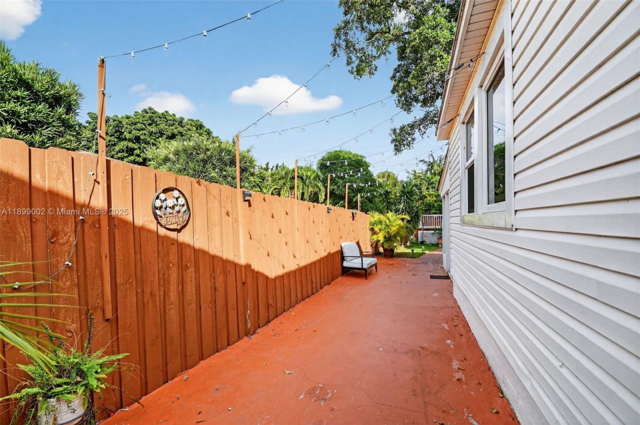 1606 N D St, Lake Worth, FL 33460 Photo