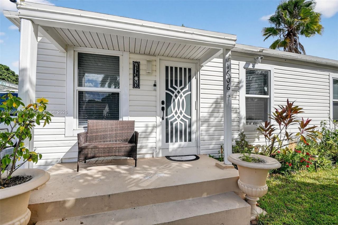 1606 N D St, Lake Worth, FL 33460 Photo