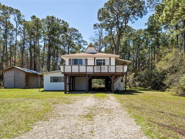 125 Bienville Boulevard, Dauphin Island, AL 36528