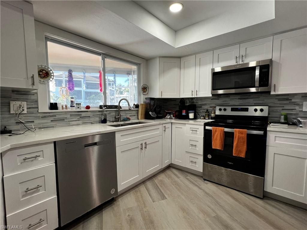 176 Heron Ave, Naples, FL 34108 Photo