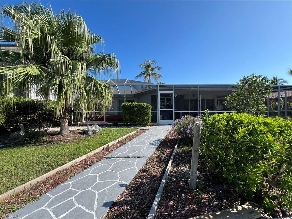 176 Heron Ave, Naples, FL 34108 Photo