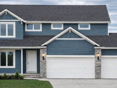 6313 S 214th Avenue, Elkhorn, NE 68022