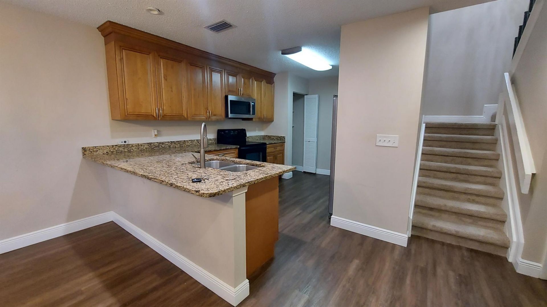 1100 SE Mitchell Avenue, Unit 503, Port Saint Lucie, FL 34952 Photo