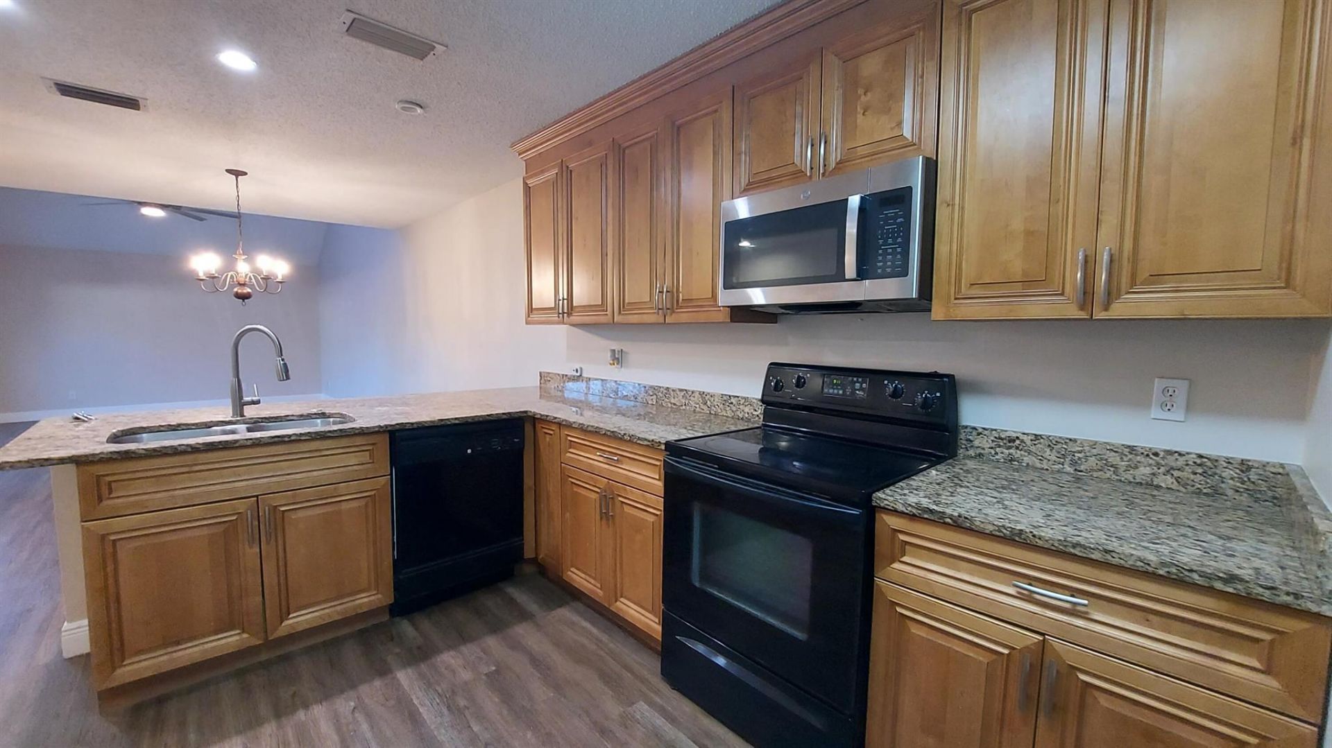 1100 SE Mitchell Avenue, Unit 503, Port Saint Lucie, FL 34952 Photo