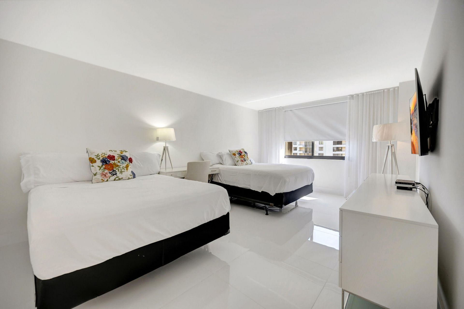 540 Brickell Key Drive, Unit 919, Miami, FL 33131 Photo