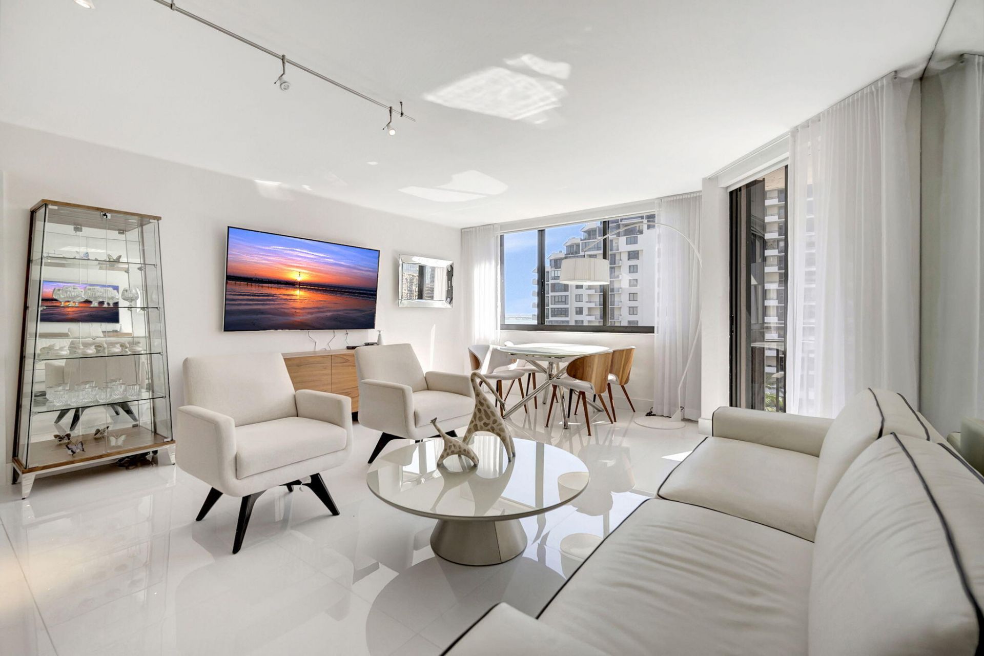 540 Brickell Key Drive, Unit 919, Miami, FL 33131 Photo