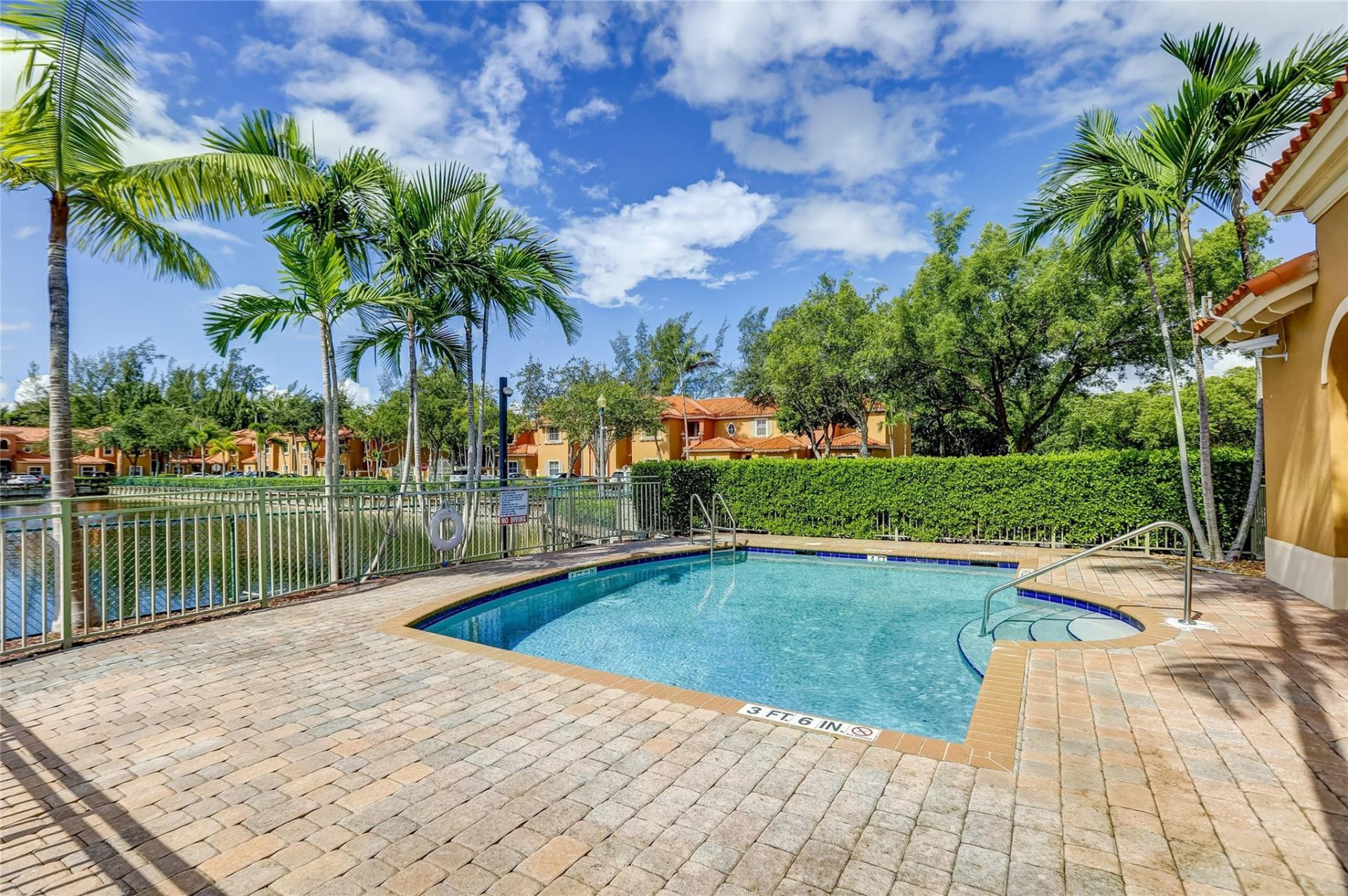 4957 White Mangrove Way, Unit 4957, Fort Lauderdale, FL 33312 Photo