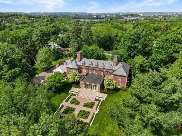 1014 Boylston Street, Brookline, MA 02467