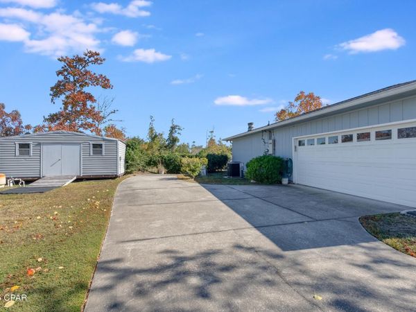 917 Plantation Drive, Panama City, FL 32404