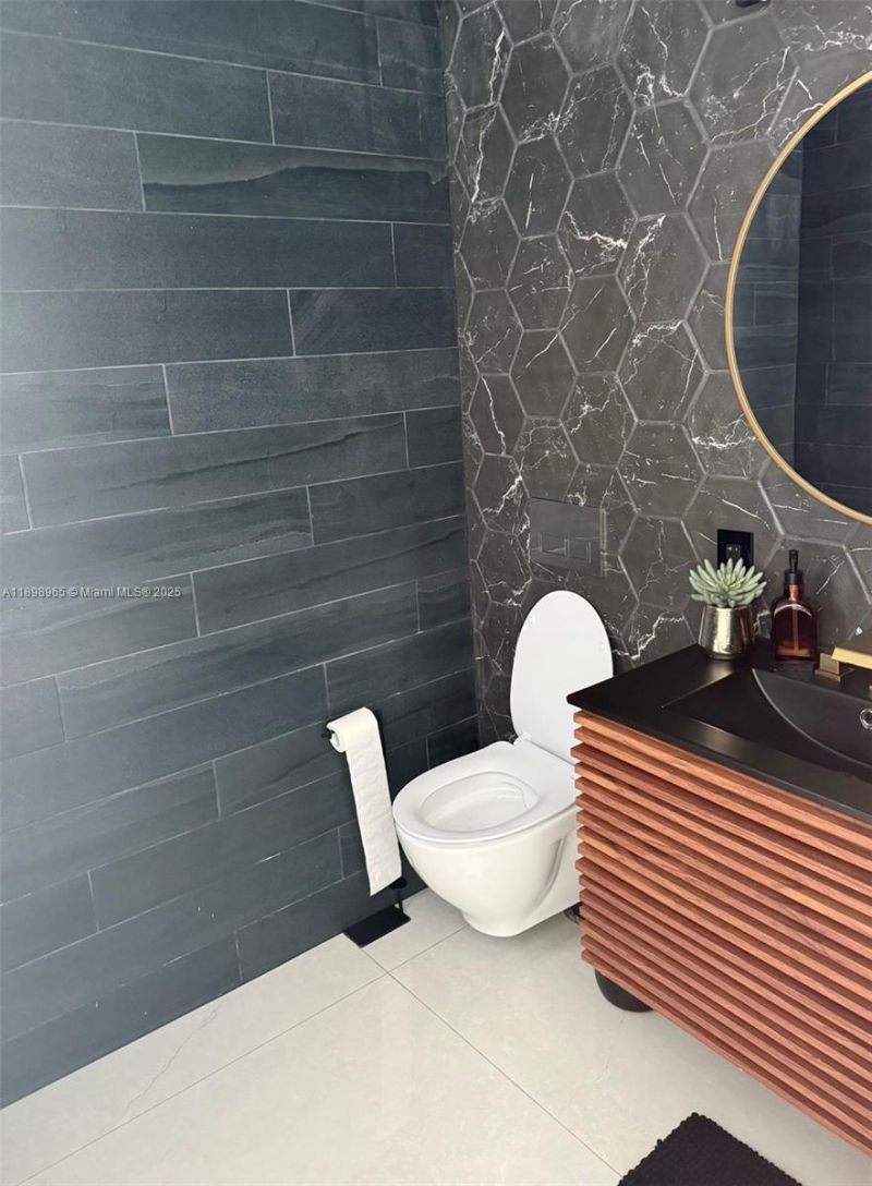 4943 SW 33rd Way, Hollywood, FL 33312 Photo