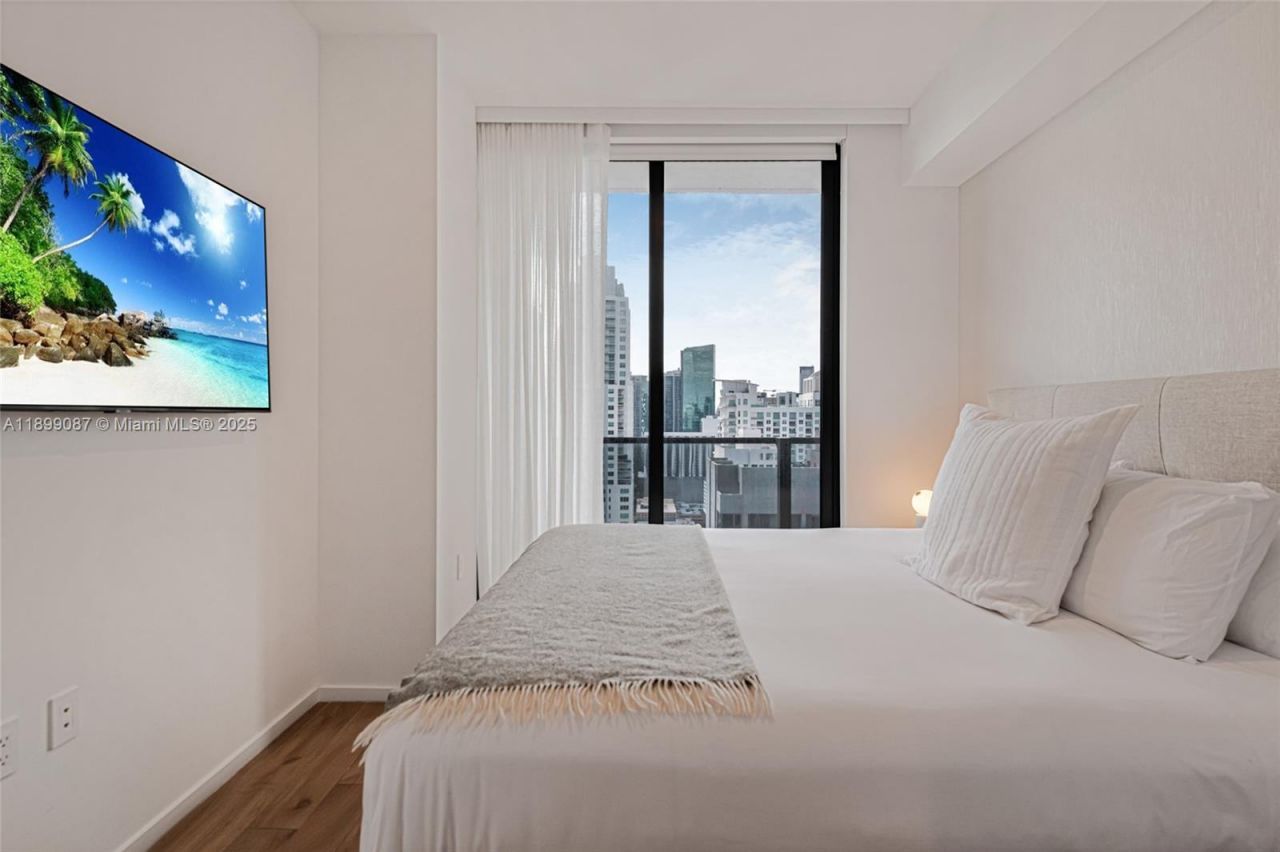 398 NE 5th St, Unit 3017, Miami, FL 33132 Photo