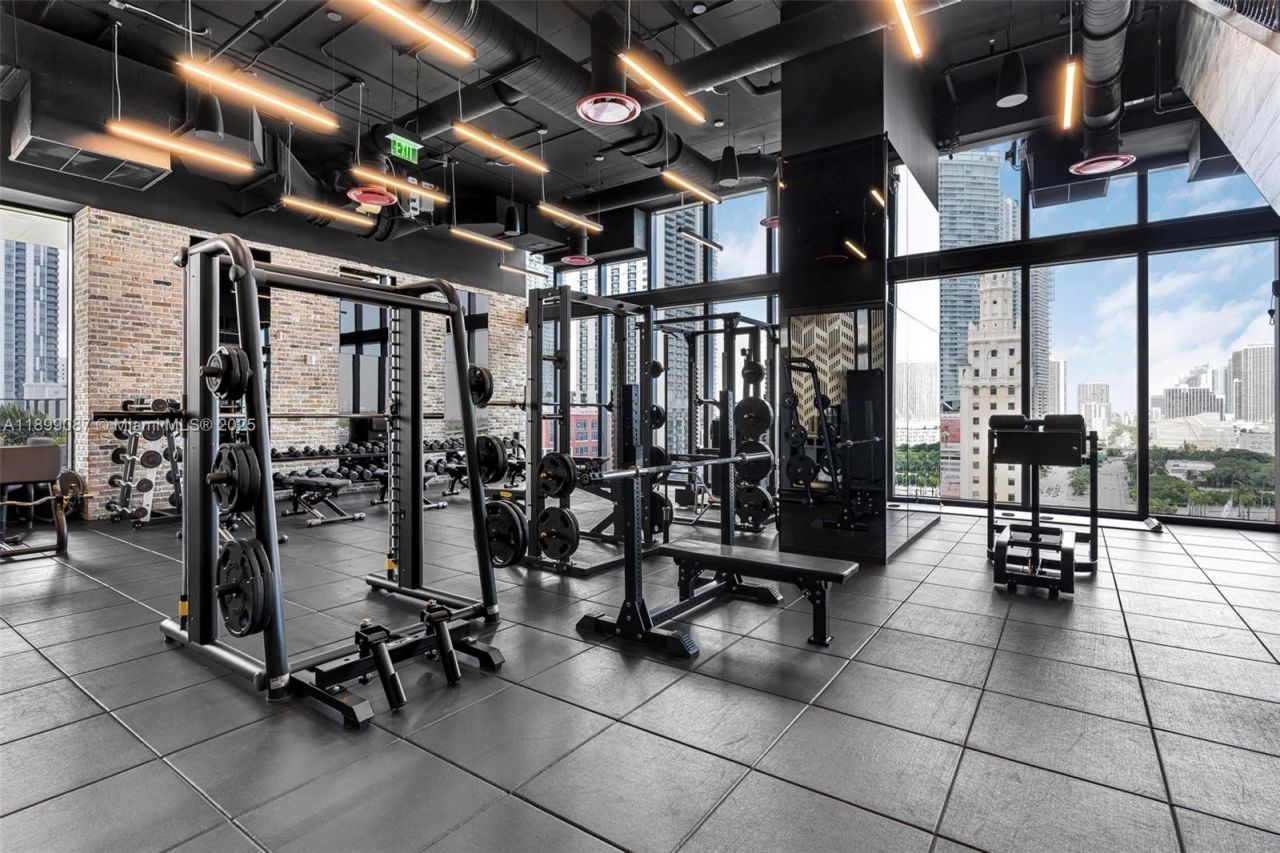 398 NE 5th St, Unit 3017, Miami, FL 33132 Photo