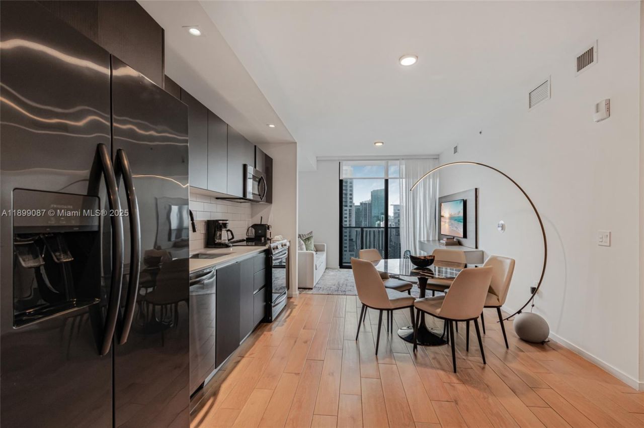 398 NE 5th St, Unit 3017, Miami, FL 33132 Photo