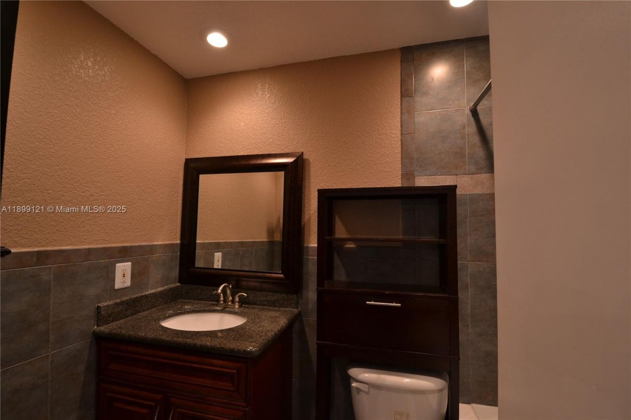 10241 NW 35th St, Unit 4, Coral Springs, FL 33065 Photo