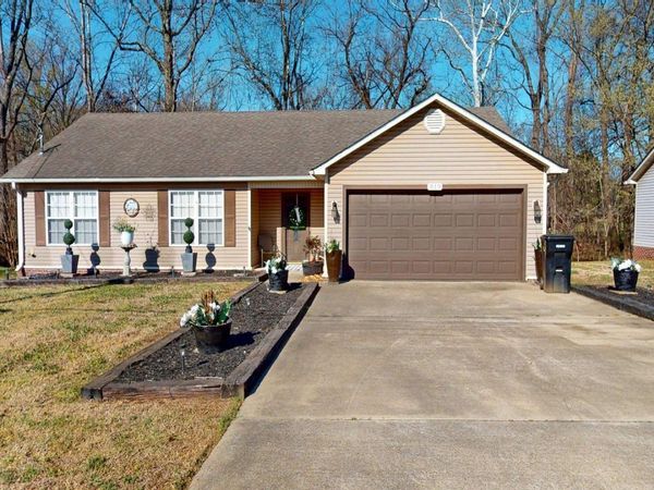 819 Blake Cove, Dyersburg, TN 38024