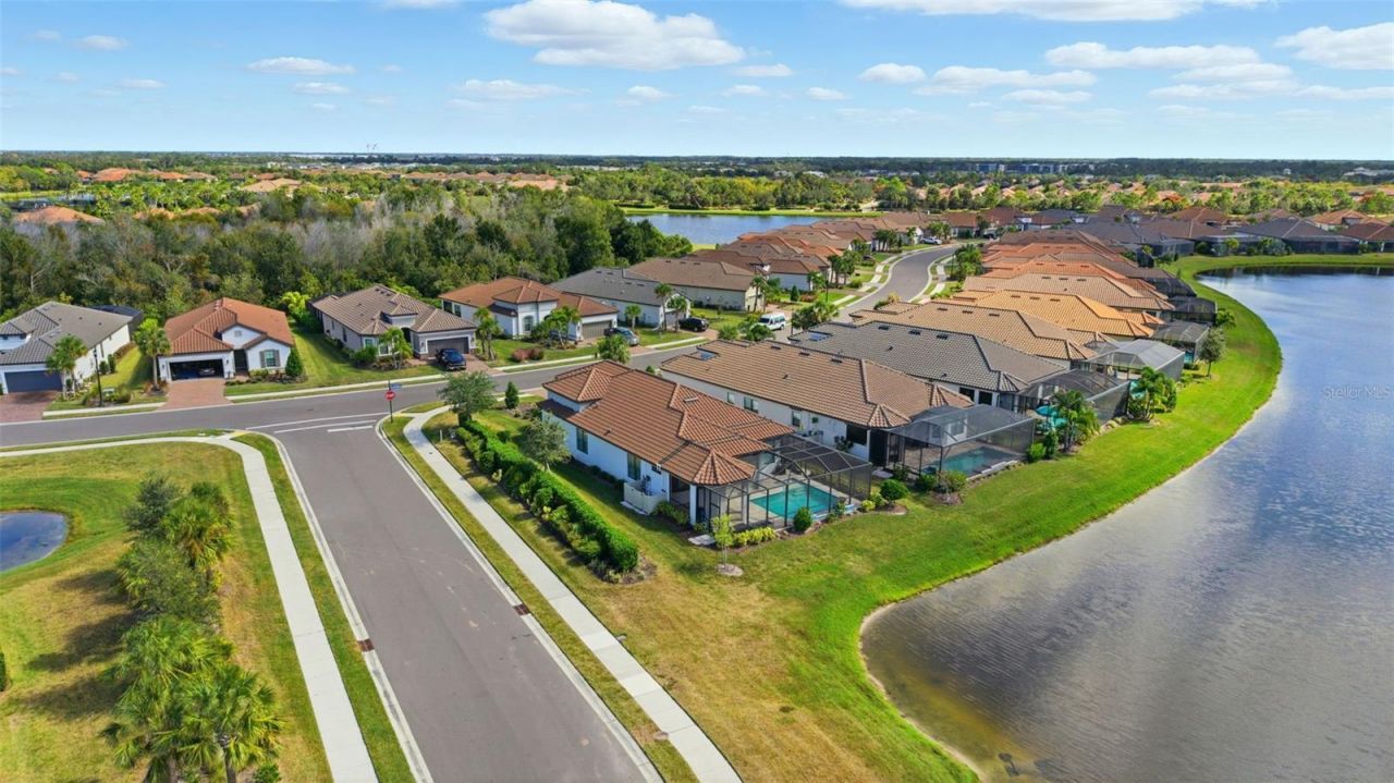 10819 Wicker Park Place, Palmetto, FL 34221 Photo