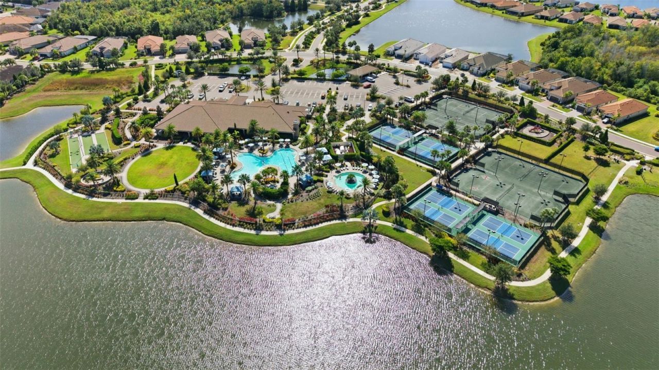 10819 Wicker Park Place, Palmetto, FL 34221 Photo