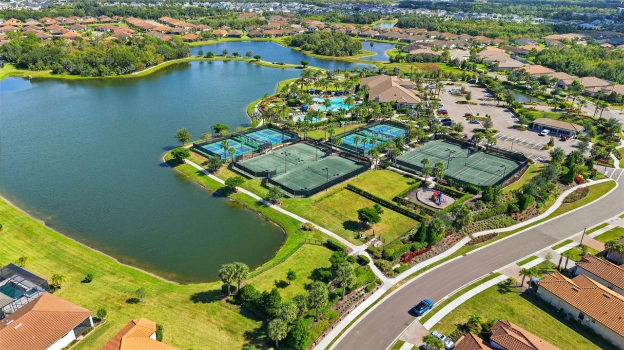 10819 Wicker Park Place, Palmetto, FL 34221 Photo