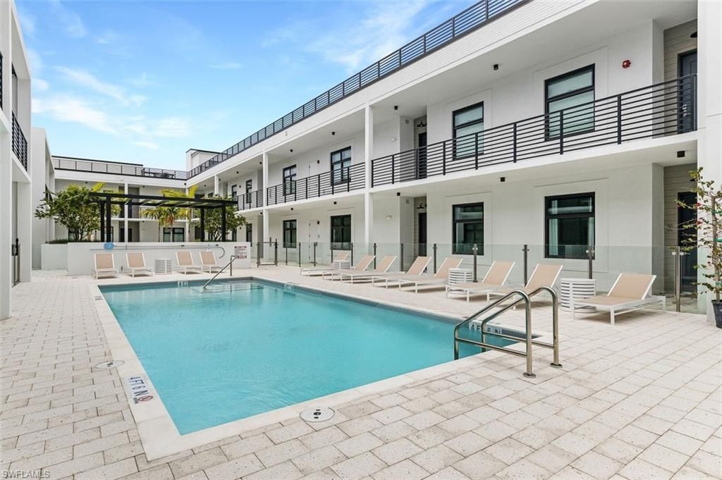 850 Central Ave, Unit 305, Naples, FL 34102 Photo