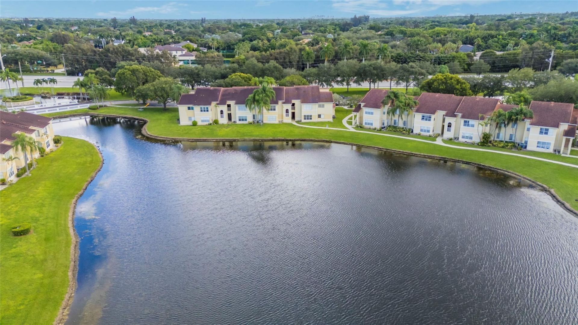 731 Vista Isles Drive, Unit 1527, Plantation, FL 33325 Photo