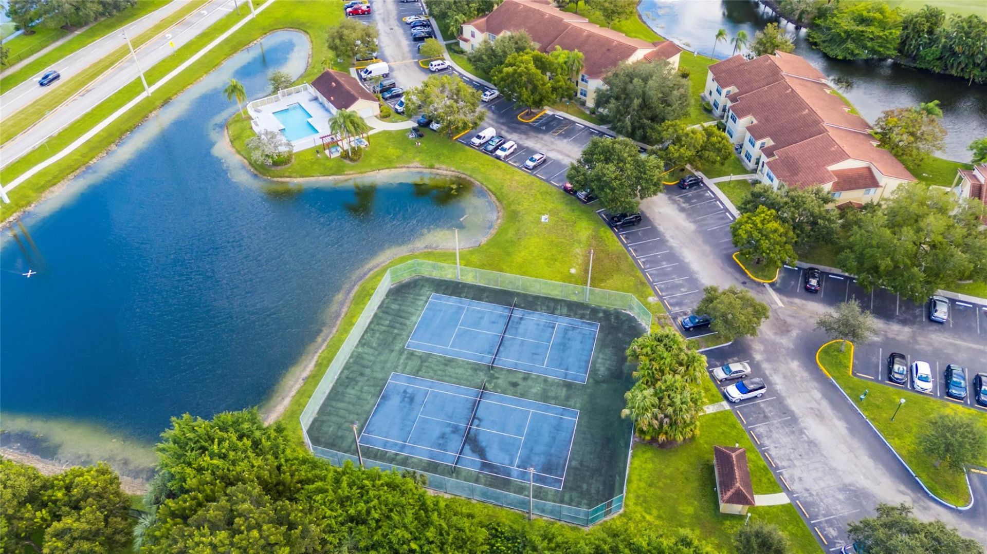 731 Vista Isles Drive, Unit 1527, Plantation, FL 33325 Photo