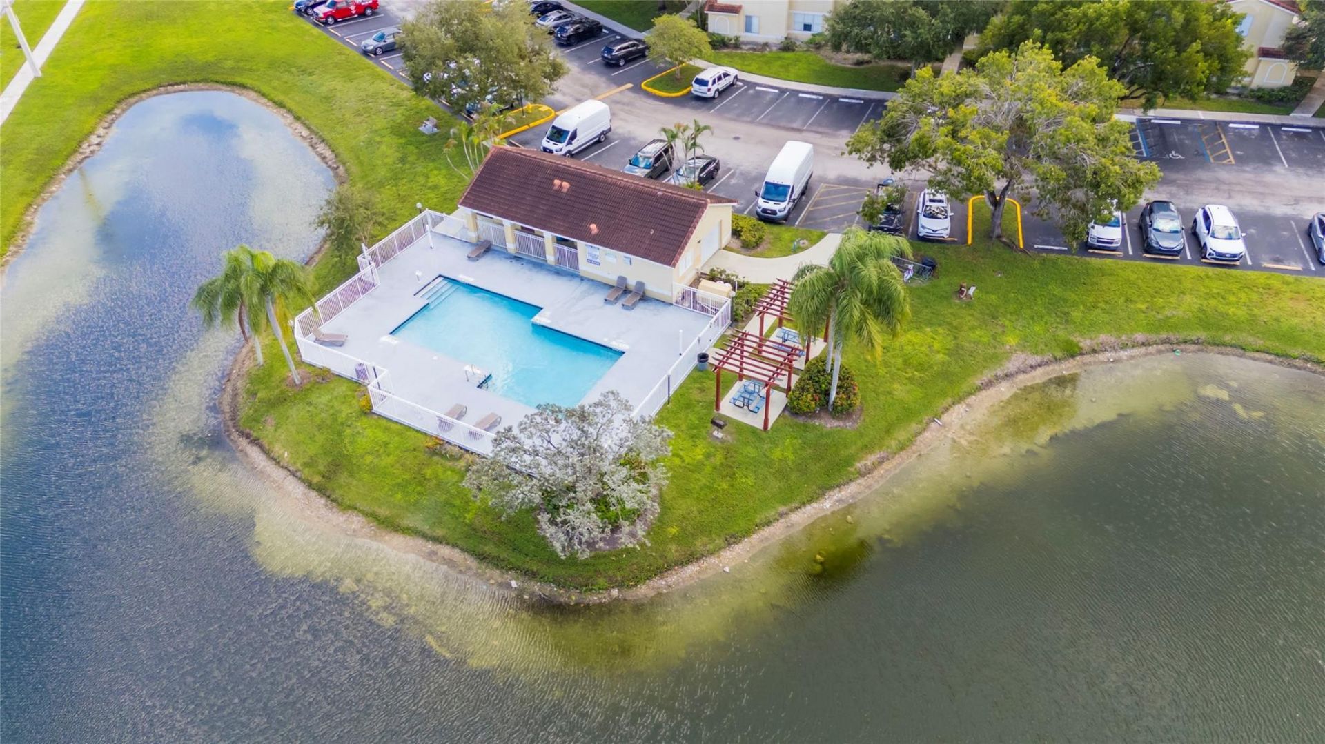 731 Vista Isles Drive, Unit 1527, Plantation, FL 33325 Photo