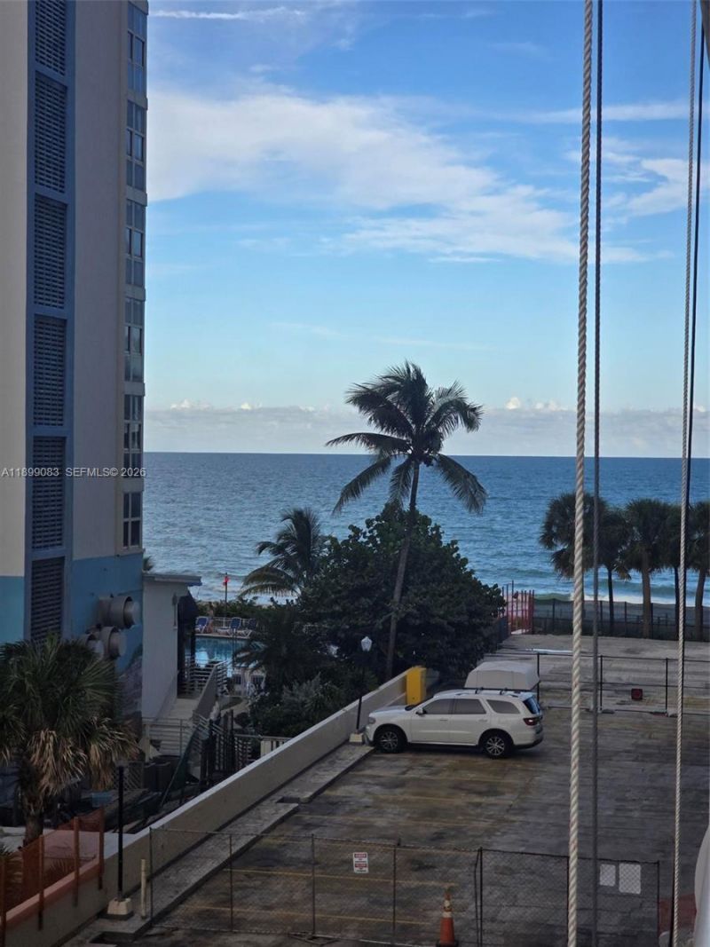 4020 Galt Ocean Dr, Unit 203, Fort Lauderdale, FL 33308 Photo