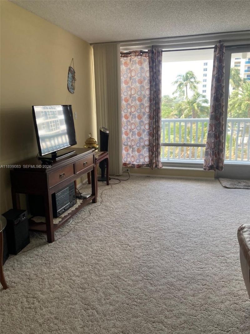 4020 Galt Ocean Dr, Unit 203, Fort Lauderdale, FL 33308 Photo